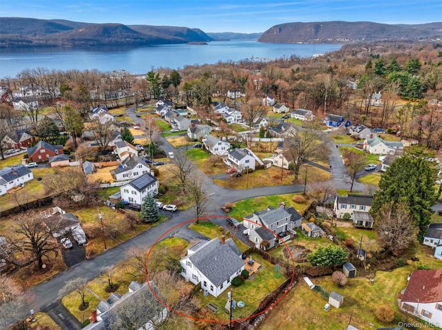 114 Chestnut Drive, New Windsor, NY 12553