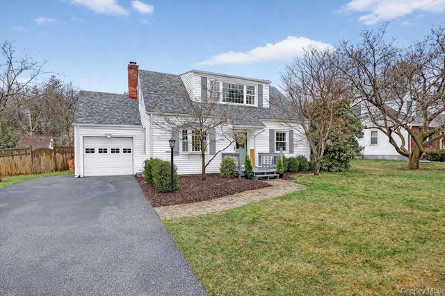 114 Chestnut Drive, New Windsor, NY 12553