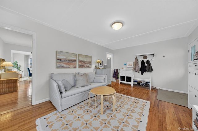 114 Chestnut Drive, New Windsor, NY 12553