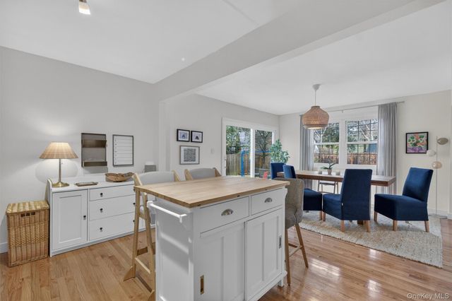 114 Chestnut Drive, New Windsor, NY 12553