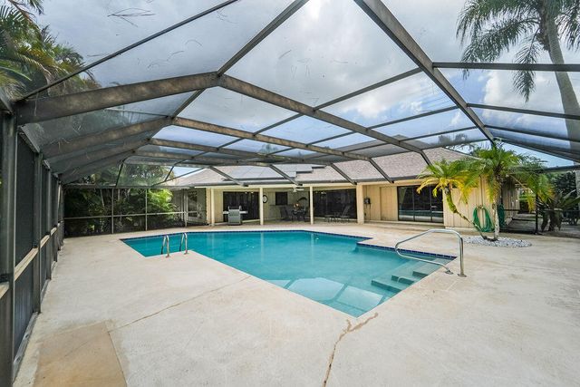 6499 Brandon Street, Palm Beach Gardens, FL 33418