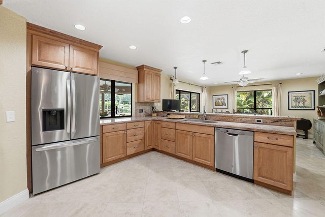6499 Brandon Street, Palm Beach Gardens, FL 33418