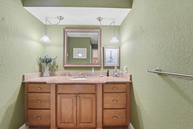 6499 Brandon Street, Palm Beach Gardens, FL 33418