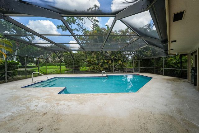6499 Brandon Street, Palm Beach Gardens, FL 33418