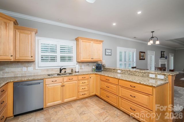 2474 Gateway Lane, Lincolnton, NC 28092