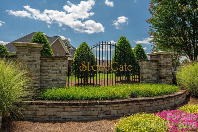 2474 Gateway Lane, Lincolnton, NC 28092