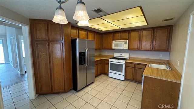 12168 Mount Vernon 90, Grand Terrace, CA 92313