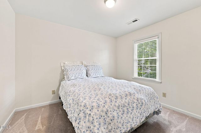 400 Thorndale Drive, Dunn, NC 28334