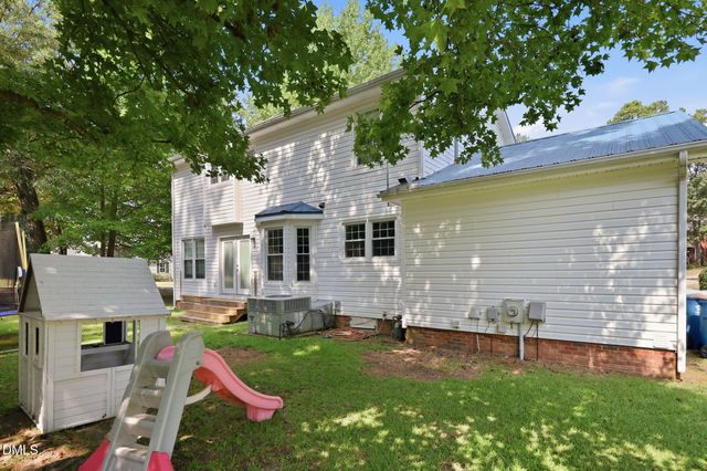 400 Thorndale Drive, Dunn, NC 28334