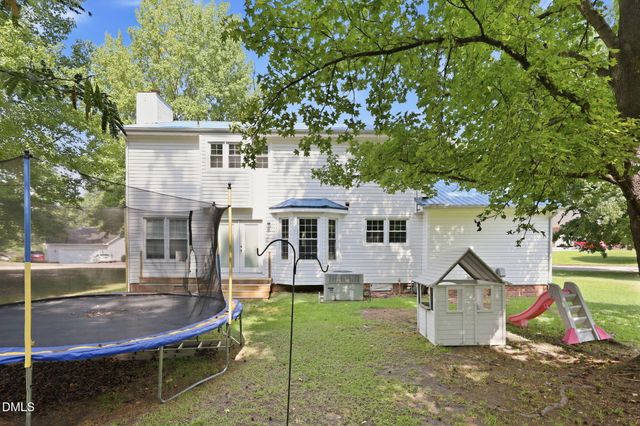 400 Thorndale Drive, Dunn, NC 28334