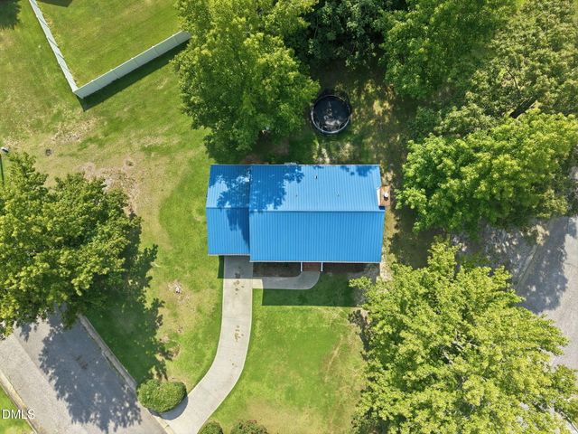 400 Thorndale Drive, Dunn, NC 28334