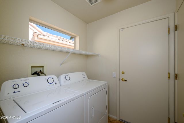 15208 W LAS BRIZAS Lane, Sun City West, AZ 85375