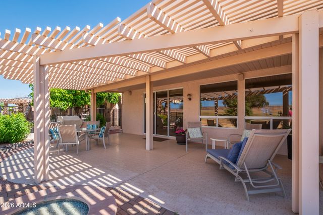 15208 W LAS BRIZAS Lane, Sun City West, AZ 85375