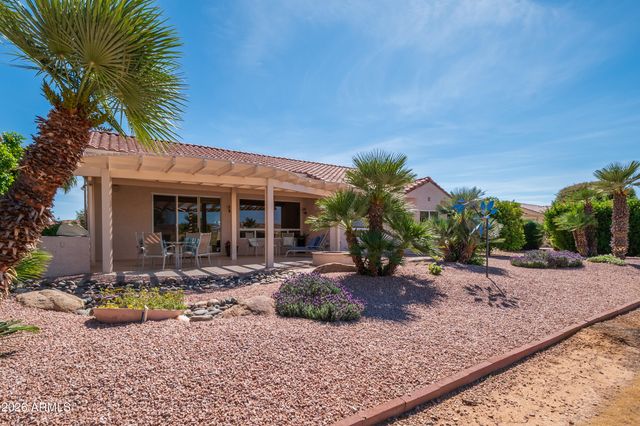 15208 W LAS BRIZAS Lane, Sun City West, AZ 85375