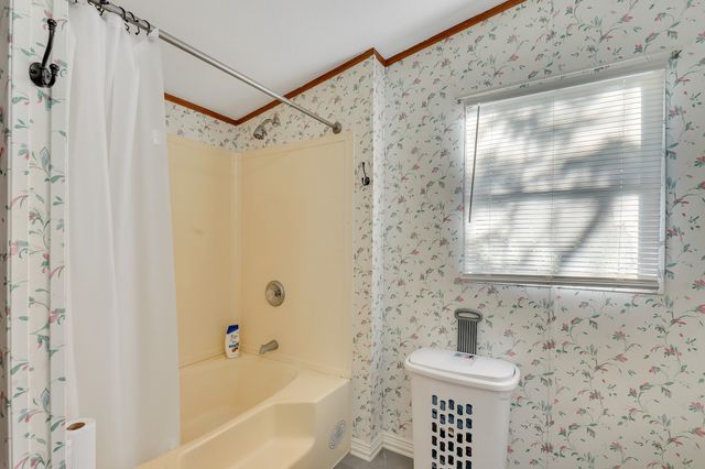 5 Lee Street, Keene, TX 76059