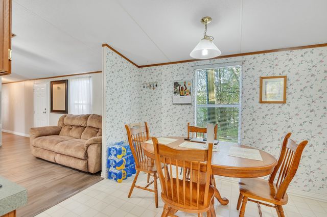 5 Lee Street, Keene, TX 76059