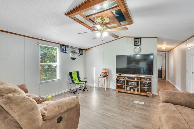 5 Lee Street, Keene, TX 76059