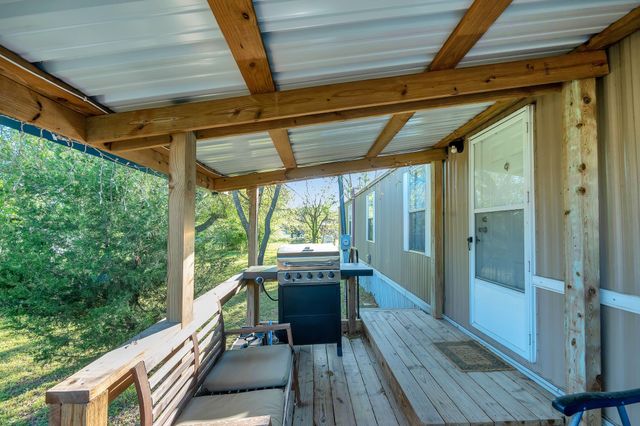 5 Lee Street, Keene, TX 76059