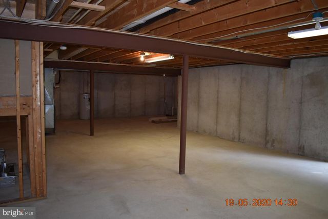 16 MICHAEL CT, Wilmington, DE 19808