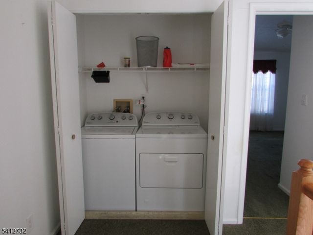 5 Weatherhill Rd, Hamburg Boro, NJ 07419