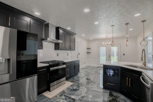 377 Dunagan Chase Drive, Lawrenceville, GA 30045