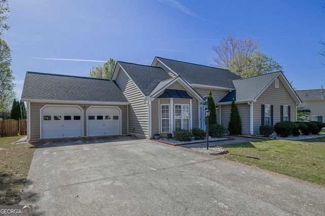 377 Dunagan Chase Drive, Lawrenceville, GA 30045
