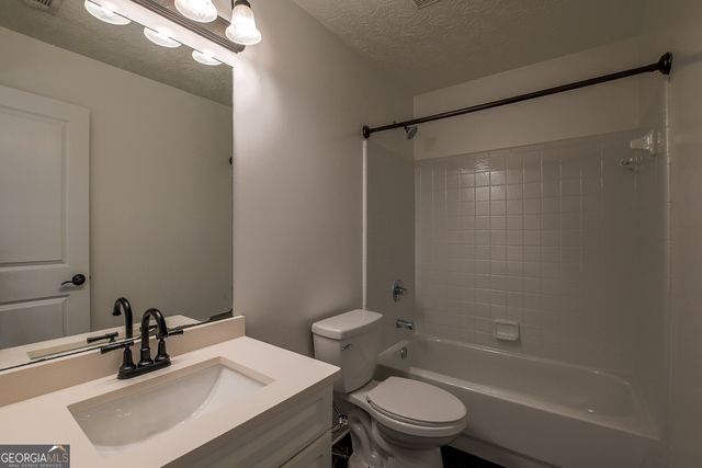 377 Dunagan Chase Drive, Lawrenceville, GA 30045
