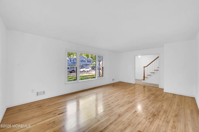 1601 Melville Street, Oakhurst, NJ 07755