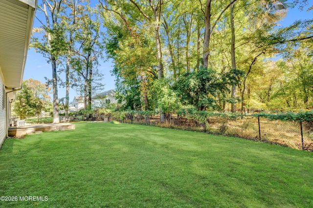 1601 Melville Street, Oakhurst, NJ 07755