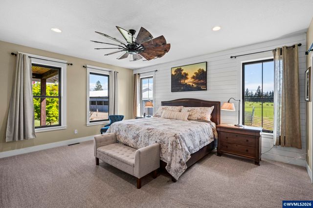 33246 S Wilhoit Rd, Molalla, OR 97038
