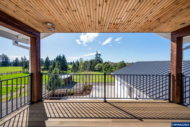33246 S Wilhoit Rd, Molalla, OR 97038