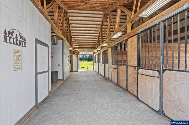 33246 S Wilhoit Rd, Molalla, OR 97038