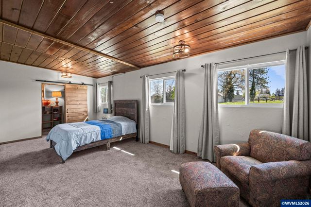 33246 S Wilhoit Rd, Molalla, OR 97038