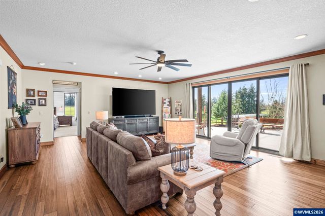 33246 S Wilhoit Rd, Molalla, OR 97038