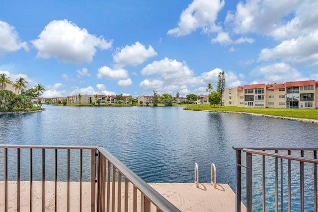 3091 E Sun Sunrise Lakes Drive E 207, Sunrise, FL 33322