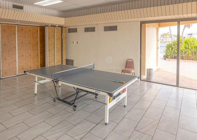 3091 E Sun Sunrise Lakes Drive E 207, Sunrise, FL 33322