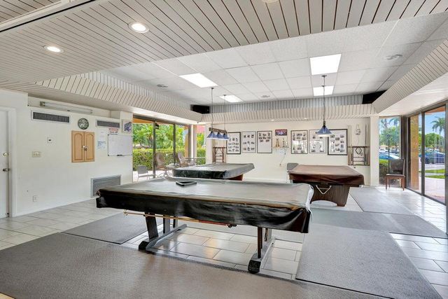 3091 E Sun Sunrise Lakes Drive E 207, Sunrise, FL 33322