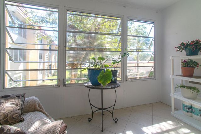 3091 E Sun Sunrise Lakes Drive E 207, Sunrise, FL 33322