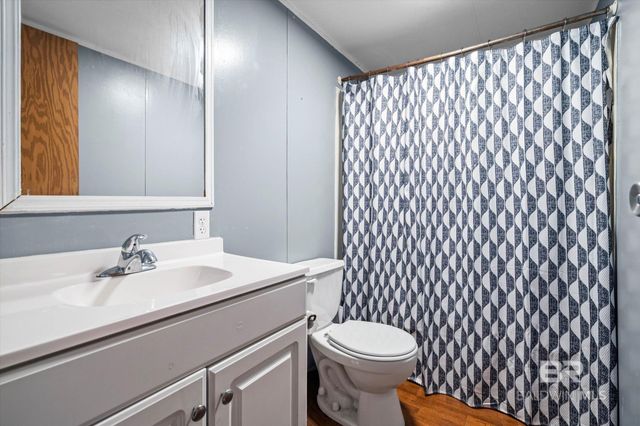 27705 Oakberry Court, Robertsdale, AL 36767