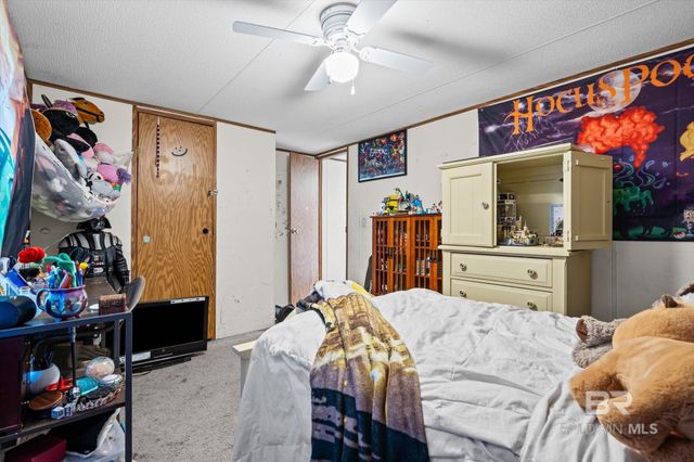 27705 Oakberry Court, Robertsdale, AL 36767