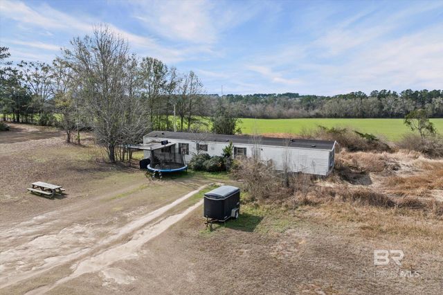 27705 Oakberry Court, Robertsdale, AL 36767