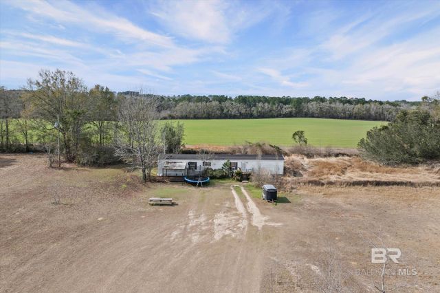 27705 Oakberry Court, Robertsdale, AL 36767