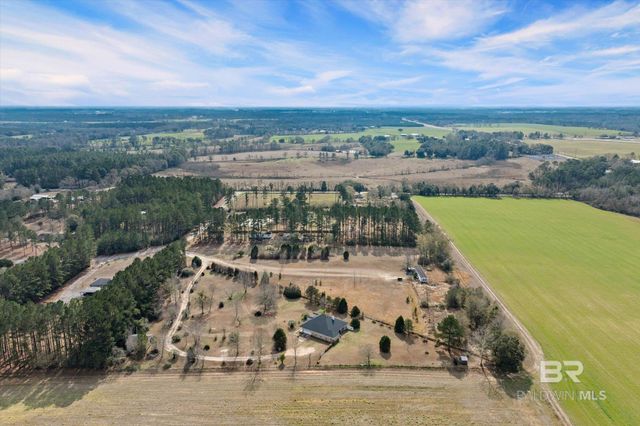 27705 Oakberry Court, Robertsdale, AL 36767