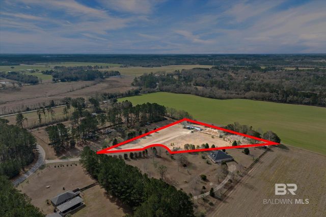 27705 Oakberry Court, Robertsdale, AL 36767