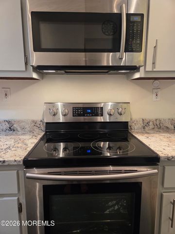 201 3rd Avenue 2B, Belmar, NJ 07719