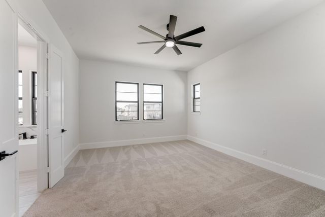 12016 Royal Oaks Banner Way, Houston, TX 77082