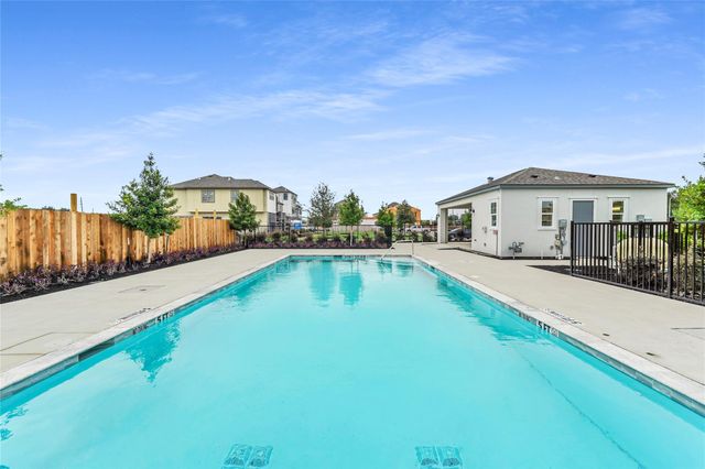 12016 Royal Oaks Banner Way, Houston, TX 77082