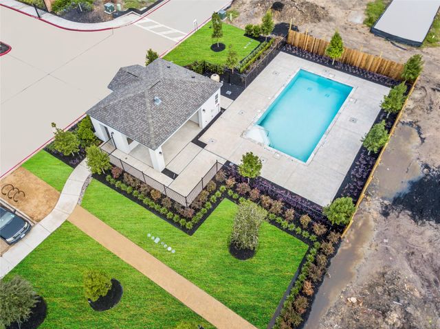 12016 Royal Oaks Banner Way, Houston, TX 77082