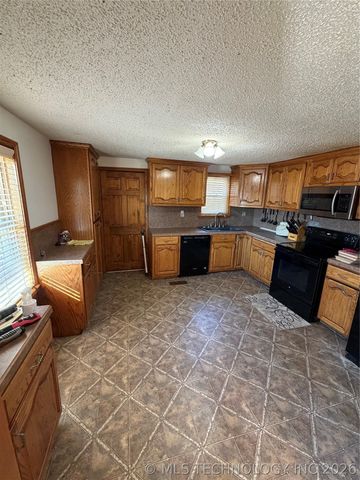 529 County Road 1755, Osage, OK 74054