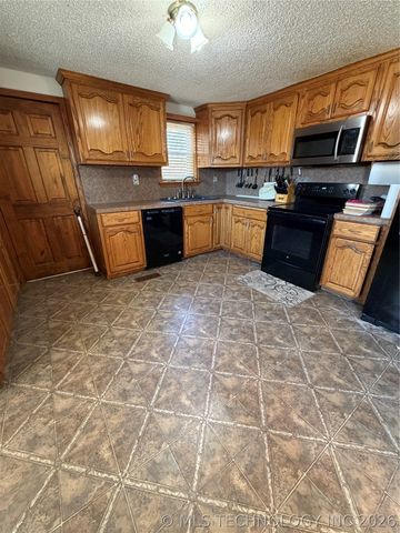 529 County Road 1755, Osage, OK 74054